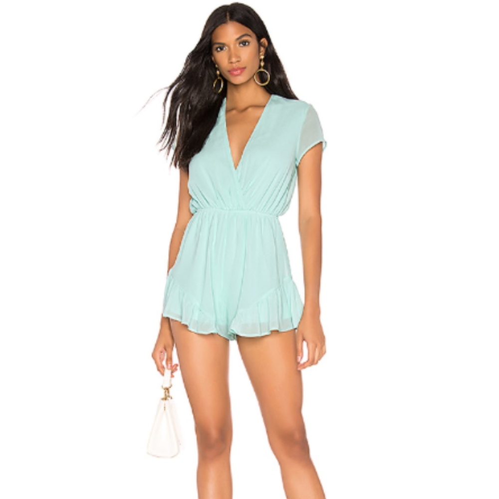 Superdown Mint Ruffle Summer Romper- NWOT💘